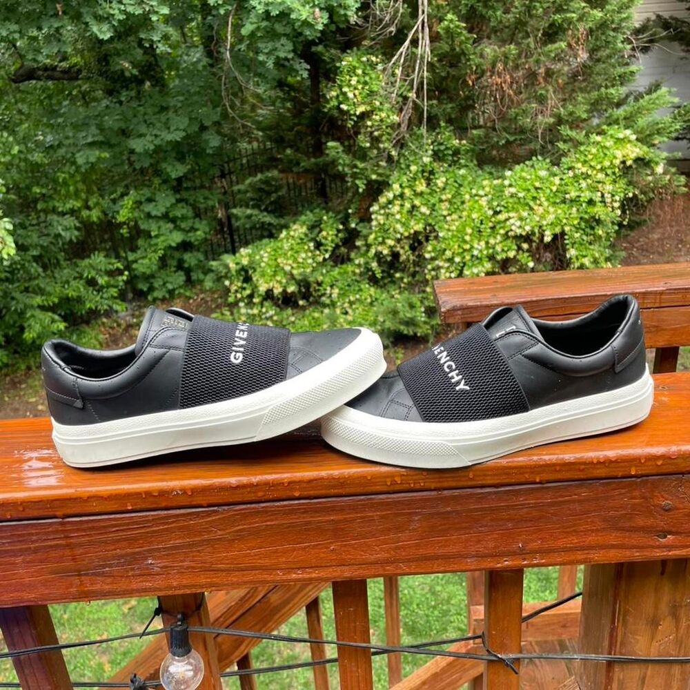 Givenchy Women's US 10 EU 40 Black White Slip On